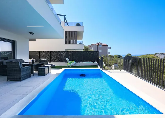 Appartement Family-friendly With Swimming Pool - 22942 Murter