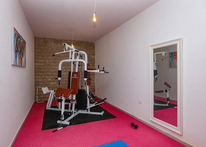 דירה Family-friendly With Swimming Pool - 22942 *