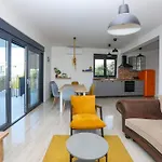 Family-friendly With Swimming Pool - 22942 公寓