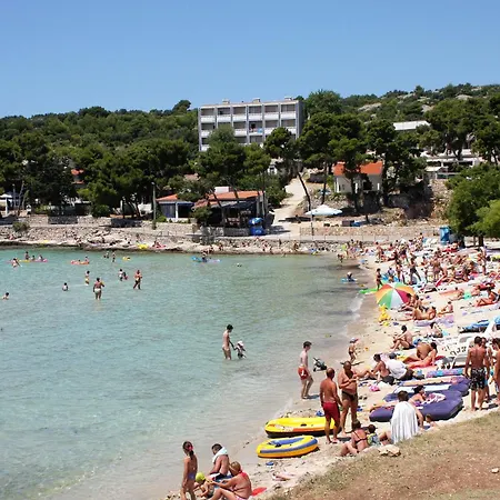 Family-friendly With Swimming Pool - 22942 Apartment