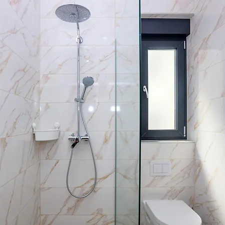 Διαμέρισμα Family-friendly With Swimming Pool - 22942 Μούρτερ