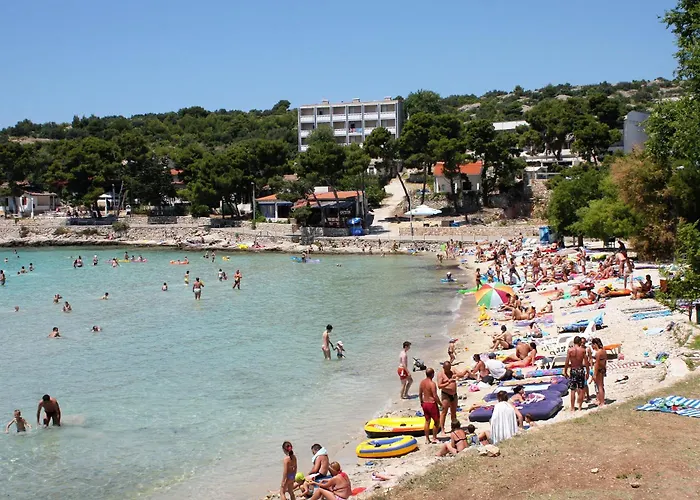 Family-friendly With Swimming Pool - 22942 Apartamento